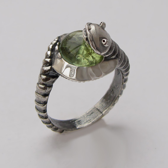 Кольцо с турмалином зеленым, арт.ОНО3