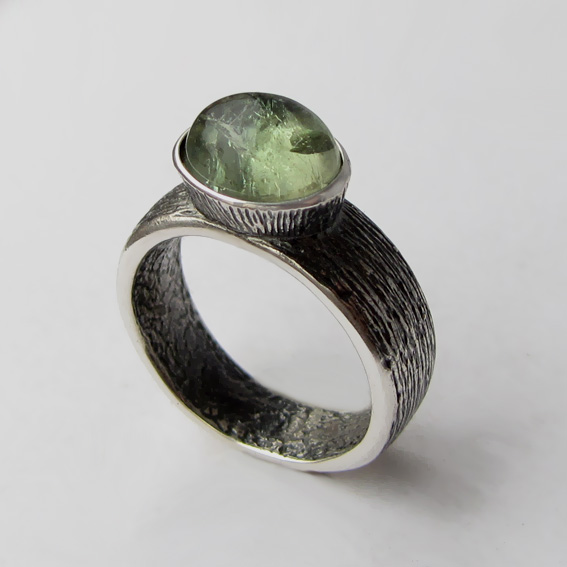 Кольцо с турмалином зеленым, арт.ПФОВ38