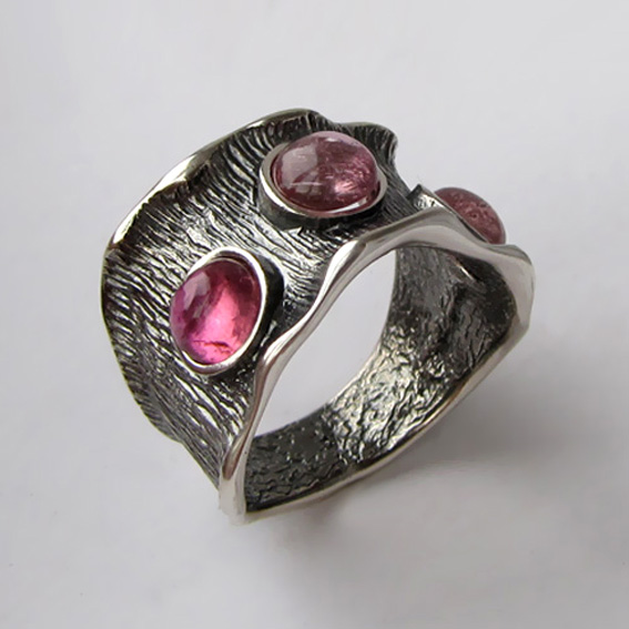 Кольцо с турмалином розовым, арт. ВОЛ36