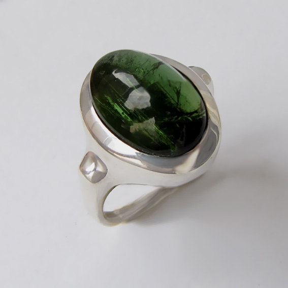 Кольцо с турмалином зеленым, арт. ЗЕ310