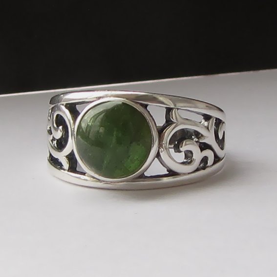 Кольцо с турмалином зеленым, арт. ЭТ38
