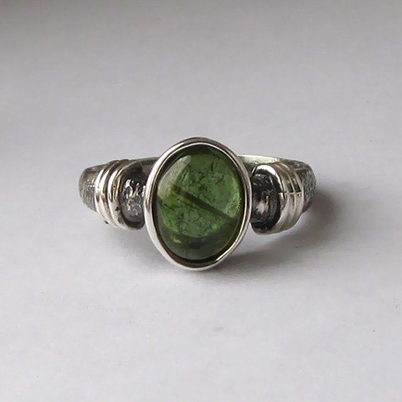 Кольцо с турмалином зеленым, арт. ОВП37