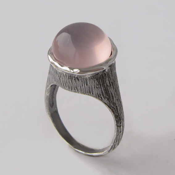 Серебряное кольцо с кварцем, арт. ПЕ3Н