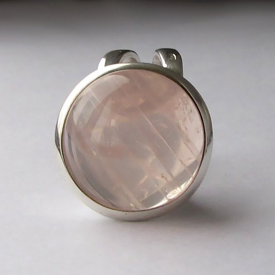 Серебряное кольцо с кварцем, арт. БА3Н